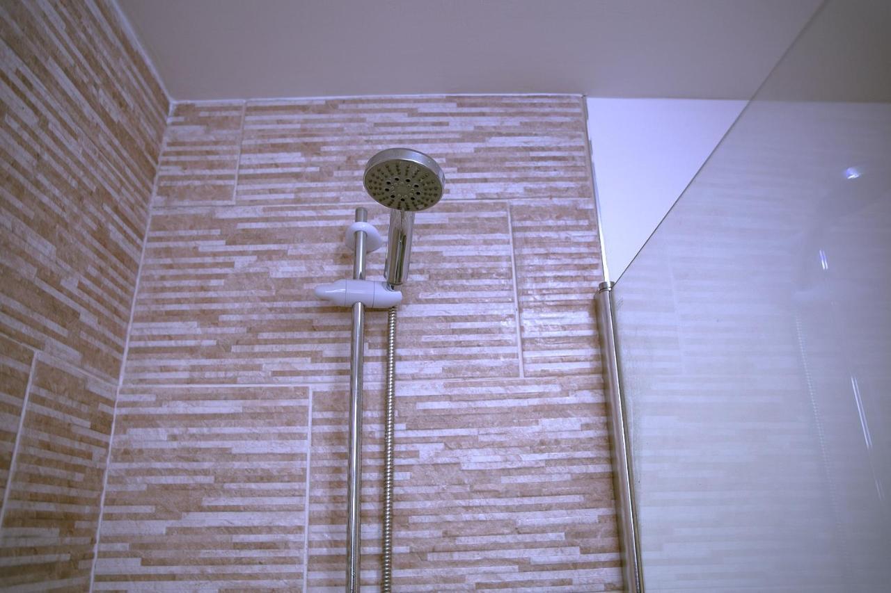 מלון מנצ'סטר Rostron House מראה חיצוני תמונה